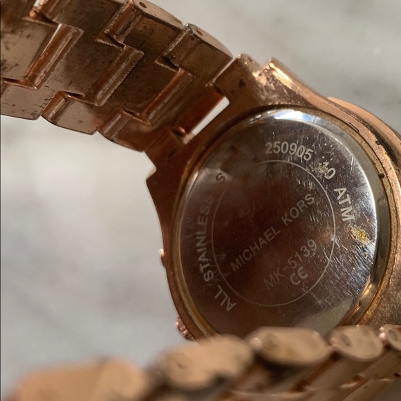 Michael Kors Watch - Rose Gold - Picture 6 of 6